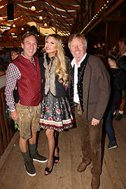 Ralph Piller und Frau Sabine, Moderator Werner Schulze-Erdel @ "FCR Business Eagles Wiesn" in der Fischer-Vroni (gFoto: Martin Schmitz)